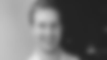 Moorehead_Headshot.jpg