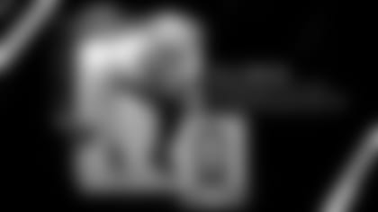 Thomas_DT_Action_Signed_1920x1080