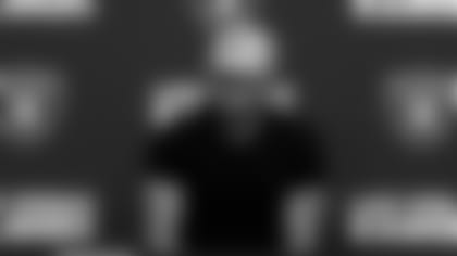 carr-thumb-111021-pressers