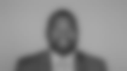 Headshot of Jacques McClendon of the Los Angeles Rams, Friday, May 13, 2017, in Thousand Oaks, CA. (Jeff Lewis/Rams)