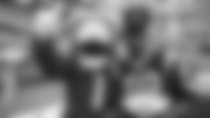 Brandon "Stix" Salaam-Bailey receives Rams Inspire Change Changemaker Award at SoFi Stadium