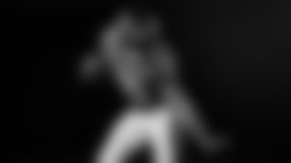 RB Gus Edwards poses at Ravens media day (Baltimore Ravens/Shawn Hubbard)