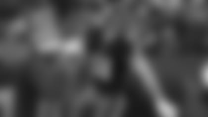 TE Hayden Hursts breaks free in an NFL game at M&T Bank Stadium.