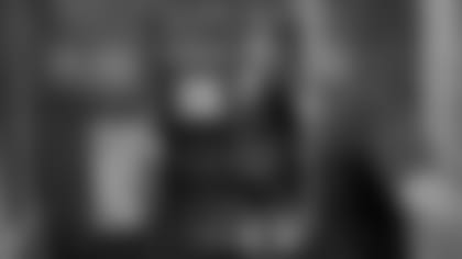 G Ben Cleveland bonds with the team during Ravens OTAs.