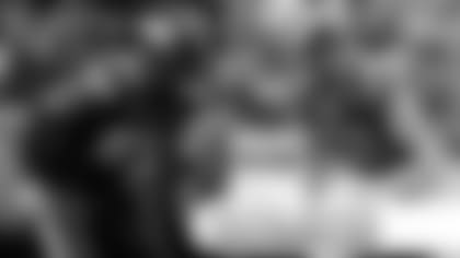 Minnesota Vikings defensive end Everson Griffen and Los Angeles Rams outside linebacker Clay Matthews