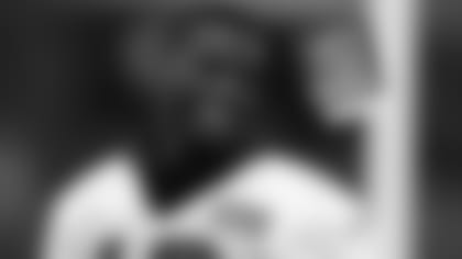 Cincinnati Bengals WR A.J. Green warms up before practice.