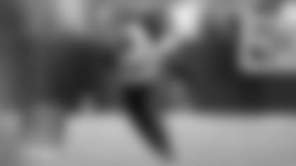 Cincinnati cornerback Ahmad Gardner covers during the first half of an NCAA college football game against Tulane in New Orleans, Saturday, Oct. 30, 2021.