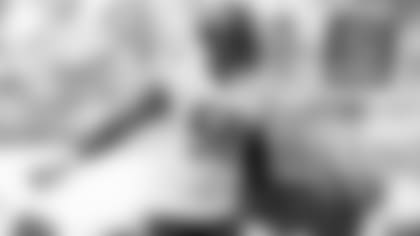 Chicago Bears inside linebacker Roquan Smith (58) during an NFL football game against the Minnesota Vikings, Sunday, Jan. 9, 2022 in Minneapolis.