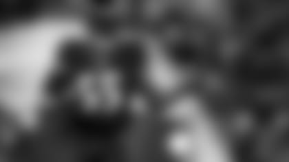 26_BlackJerseys_news.jpg