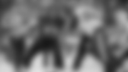 Guard Marshal Yanda (December 8, 2013)