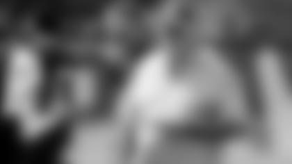 100918_HarbsOnDeanPees