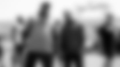 Left: WR Coach Tee Martin; Right: Pass Game Specialist Keith Williams