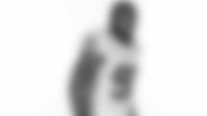 brian_orakpo_13_photoshoot_660x350.JPG