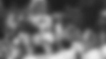 AP921012085aMonkInside.jpg