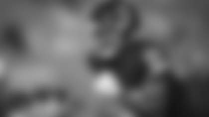 Terry McLaurin warms up before the Washington Football Team's game against the Baltimore Ravens. (Emilee Fails/Washington Football Team)