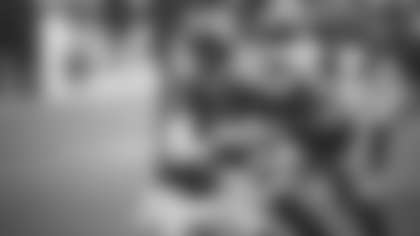 Alex Smith drops back for a pass against the Los Angeles Rams. (Elijah Walter Griffin Sr./Washington Football Team)