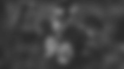 free_agency_tracker-lb-smith