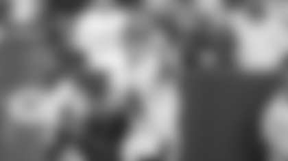 Taylor Heinicke points to a receiver during the Washington Football Team's game against the Green Bay Packers. (Karlee Sell/Washington Football Team)