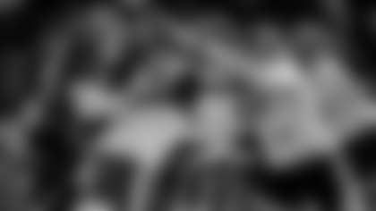 The offensive and defensive lines go against each other during a Washington Football Team practice on Oct. 9, 2020. (Elijah Walter Griffin Sr./Washington Football Team)