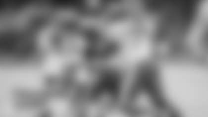 Geron Christian Sr. works with Wes Martin to block Jonathan Allen. (Elijah Walter Griffin Sr./Washington Football Team)