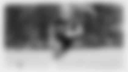 cole_holcomb_brush_centerpiece