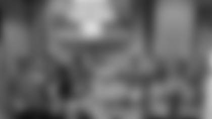 Photo courtesy of USO's Chris Fowler LinkedIn.