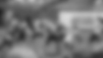 Quarterback Dwayne Haskins Jr. drops back to pass during the Washington Football Team's game against the Arizona Cardinals on Sept. 20, 2020. (Tanner Serrano/NFL)