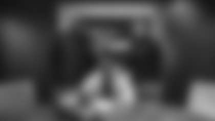 03172022 McKissic Signing 004