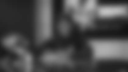 05182022 Dotson Signing 001