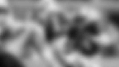 Auburn running back Tank Bigsby (4) carries the ball against San Jose State during the second half of an NCAA college football game Saturday, Sept. 10, 2022, in Auburn, Ala. (AP Photo/Butch Dill)