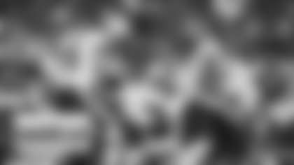 Ryan Fitzpatrick hands off the ball to Antonio Gibson in the first quarter of Washington's preseason game against the Patriots. (Emilee Fails/Washington Football Team)