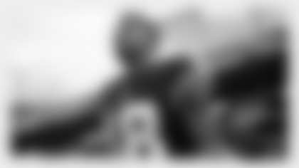 josh_doctson_brush-centerpiece