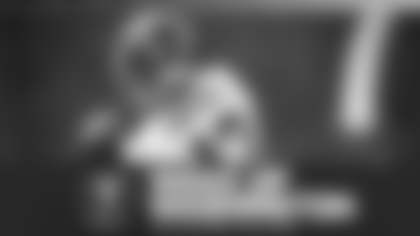 Adam Humphries makes a catch during the Washington Football Team's practice on Dec. 2, 2021. (Karlee Sell/Washington Football Team)