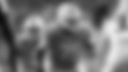 Tennessee offensive lineman Jerome Carvin (75) plays against Ball State during an NCAA football game on Thursday, Sept. 1, 2022, in Knoxville, Tenn. (AP Photo/John Amis)