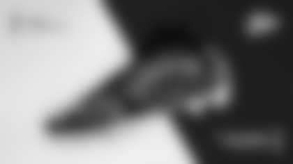 CLINTON-DIX-2560x1440