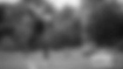 Washington Football Team wide receiver Cam Sims makes a catch during individual drills on Sept. 21, 2021. (Karlee Sell/Washington Football Team)