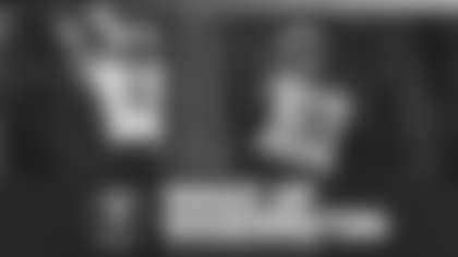 Dyami Brown get open to make a catch during the Washington Football Team's practice on Nov. 11, 2021. (Karlee Sell/Washington Football Team)