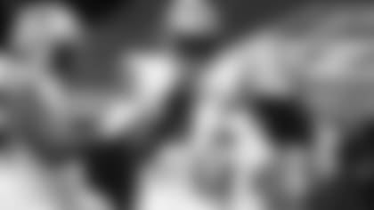 Game action photos from the New Orleans Saints vs. Minnesota Vikings matchup on Christmas Day in Week 16 of the 2020 NFL season.