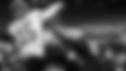 Game action photos from the New Orleans Saints vs. Kansas City Chiefs matchup in Week 15 of the 2020 NFL season.