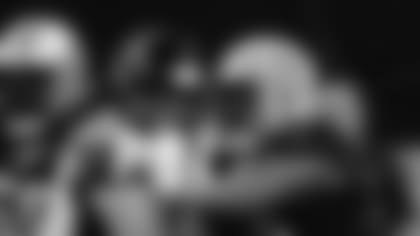 Check out photos of the on-field action between the New Orleans Saints and Atlanta Falcons in Week 10 of the 2019 NFL season.