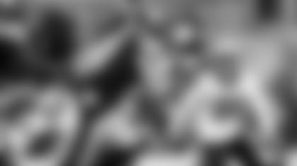 New Orleans Saints players in action during their 2022 Week 10 game against the Pittsburgh Steelers.