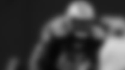 New Orleans Saints linebacker Demario Davis in action during their 2022 Week 8 game against the Las Vegas Raiders.