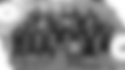 16x9_BlueThunderTeamPhoto-2021