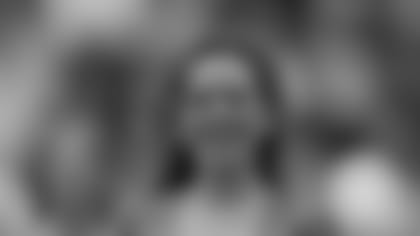 Seahawks-Dancers-Through-The-Years-20020818_03-51-22_1160