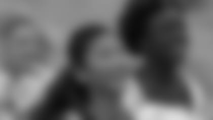 Seahawks-Dancers-Through-The-Years-20010724_20-23-13_454896