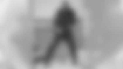 TV_Story_Buggs_Isaiah_Home_Workout_002