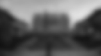 TC_2020_Training_Camp_Heinz_Field_Exterior