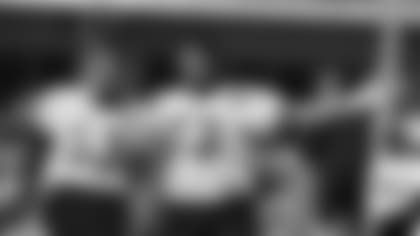 Pouncey_Foster_2017_Practice_1019kr_0088.jpg