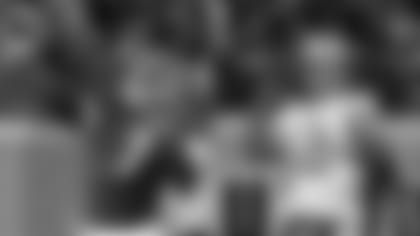 Roethlisberger_Ben_Rodgers_Aaron_2009-12-20