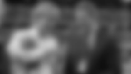 02062011_Diary_Wilson_Theismann.jpg